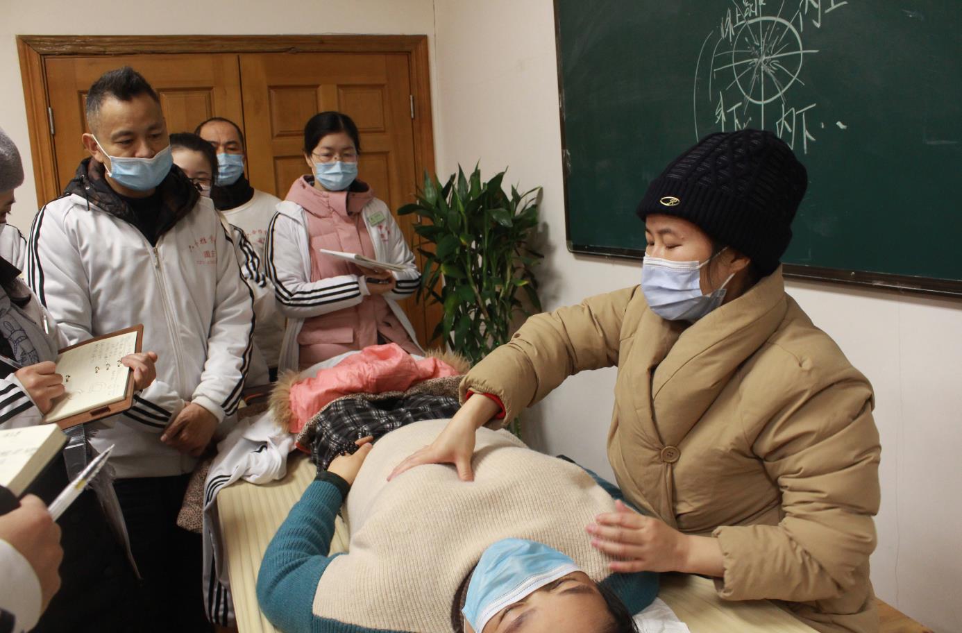 母乳總是被堵究竟是怎么回事？